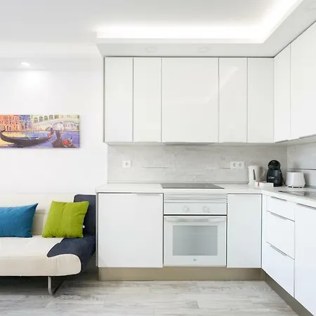 Appartement 408 Enchanting El Dorado Accommodation, Sea View!